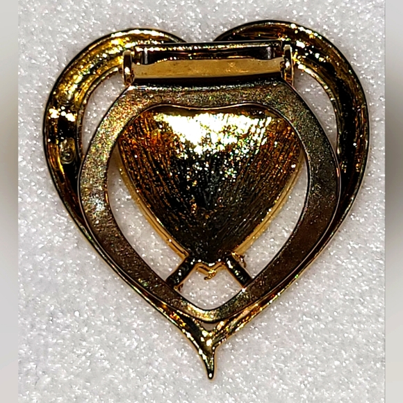 Vintage Rhinestone Heart Goldtone Scarf Clip - Picture 2 of 3